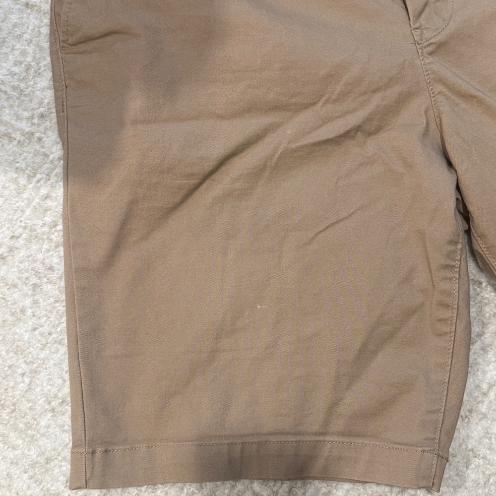 [Express] 10" Comfort Waist Hyper Stretch
Chino Shorts - Picture 4 of 7